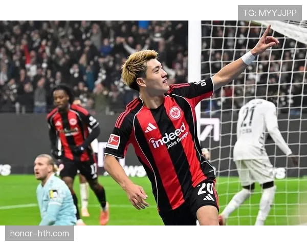 美因茨球员出色发挥助队取得关键胜利 美因茨球员出色发挥助队取得关键胜利