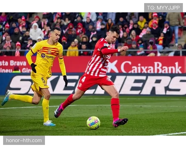 西甲新星加盟后，球队实力持续提升备受关注