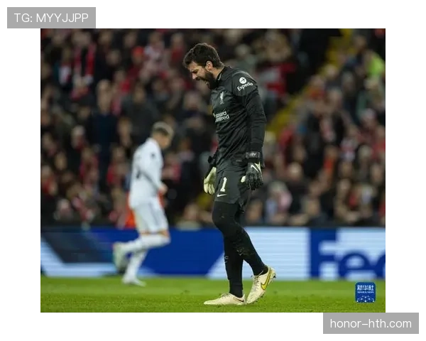 维尼修斯对阵曼城与利物浦表现解析：关键对手中的发挥